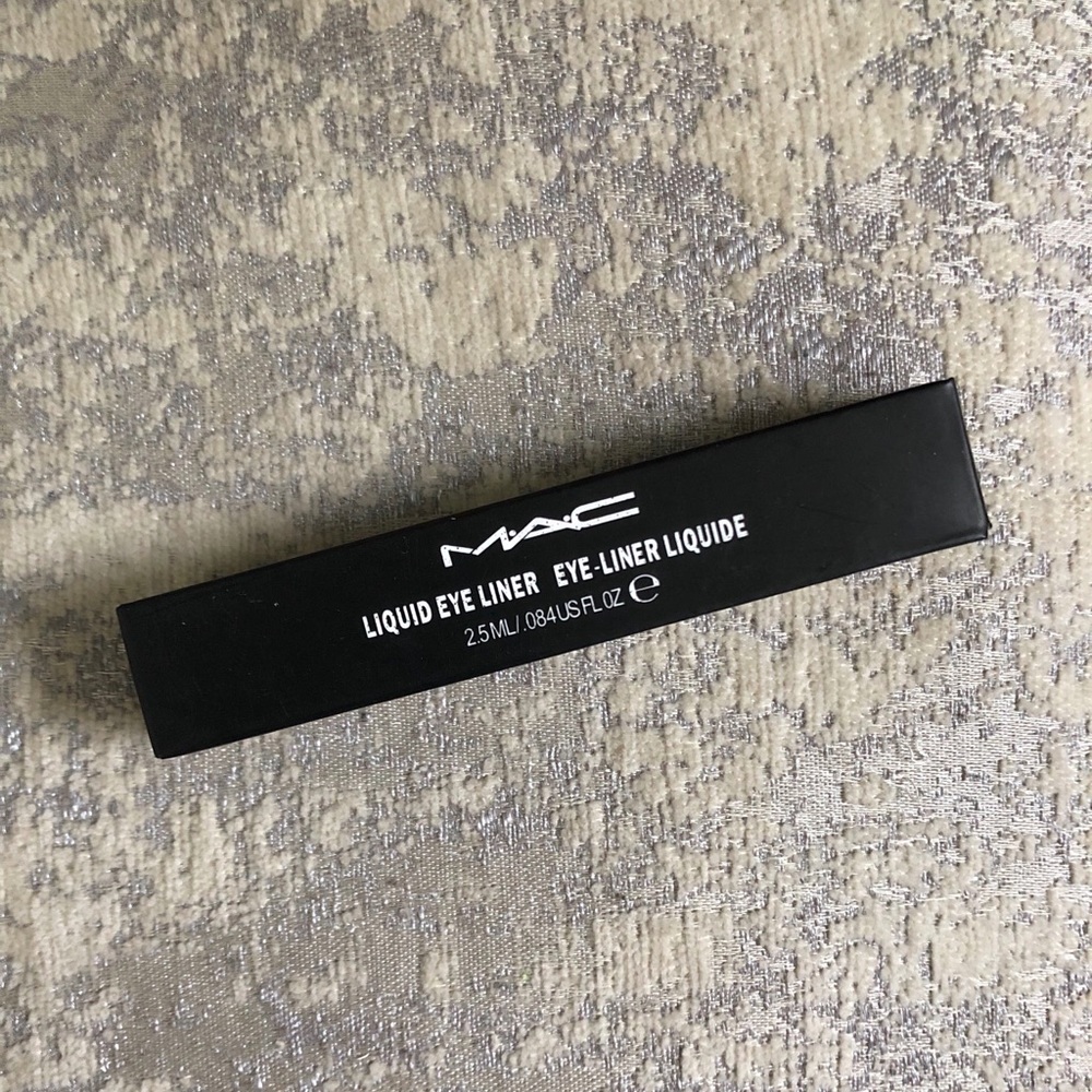 2 for $10🌸 Mac Liquid Eyeliner